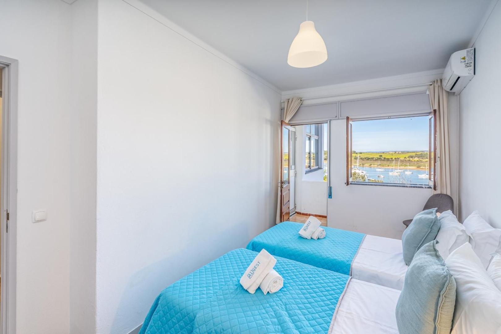 Ria Guest House アルヴォル エクステリア 写真